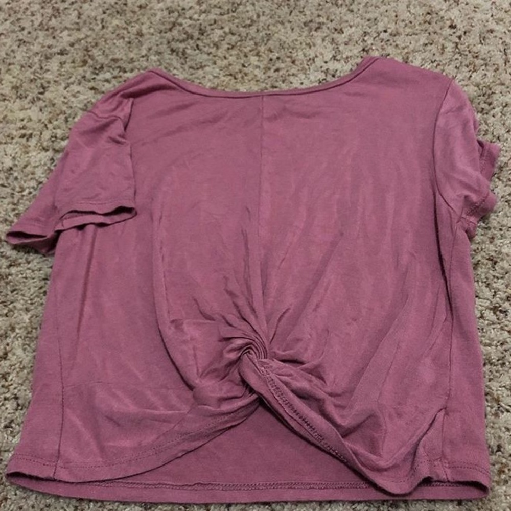 cropped t-shirt